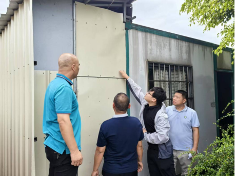 1749798608174987.png 【镇街人大】兰石镇人大:人大代表靠前履职 筑牢防台风防汛安全屏障442.png