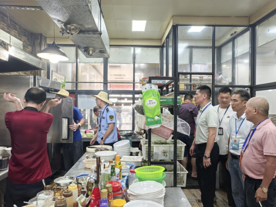 2025年7月3日筑牢生态屏障 守护生命家园——吴阳镇人大开展野生动物保护法执法检查449.png