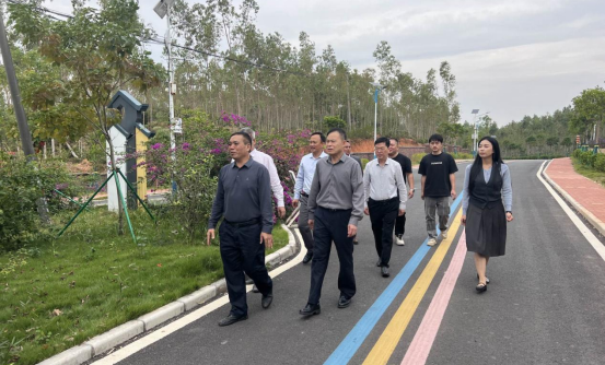 1763717688729402.png 林盛文深入王村港镇调研指导“百千万工程”与边界人大代表联络站建设工作109.png